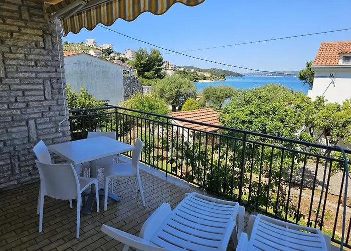 Сasa de vacaciones House Kucica Uz