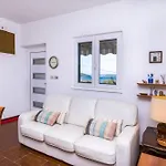 House Kucica Uz * Trogir