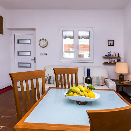 House House בית נופש *